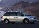 Chrysler Town & Country 2001 года
